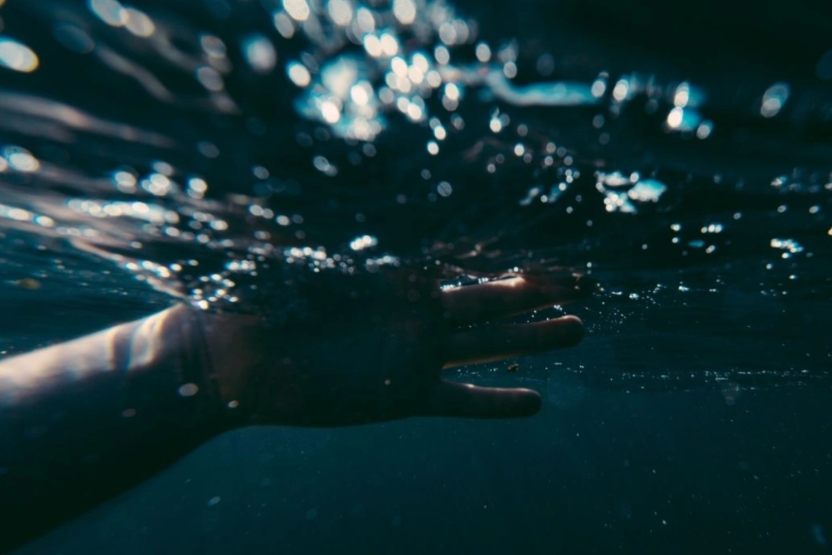 Kür çayında 16 yaşlı yeniyetmə boğulub