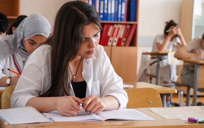 Azərbaycanda bu universitetlərin rus bölməsinə qəbul dayandırıldı - SİYAHI