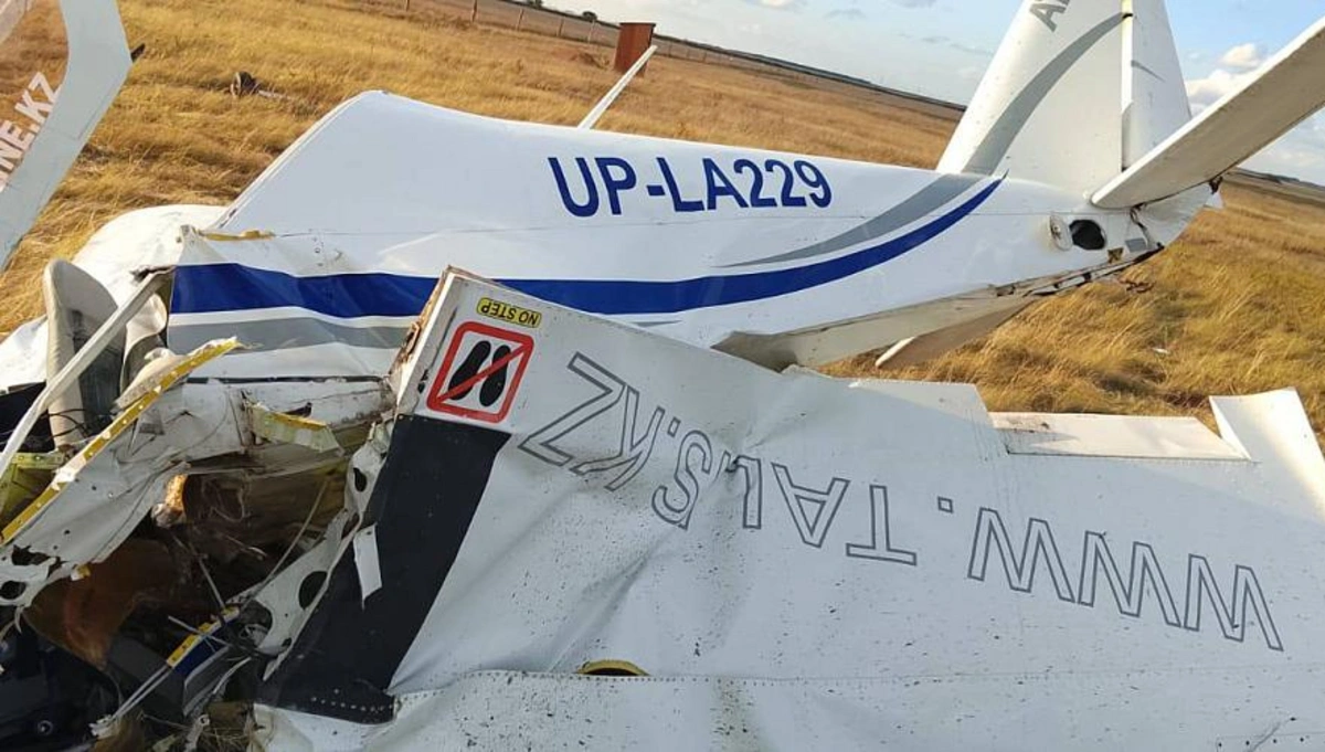 Qazaxıstanda təyyarə qəzası: Ölənlər var