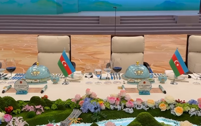 Ziyafətdə Prezident və xanımı üçün ayrılan masa - VİDEO-FOTO