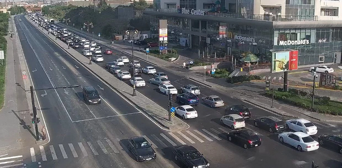 Bakının bu küçələrində sıxlıq var - SİYAHI