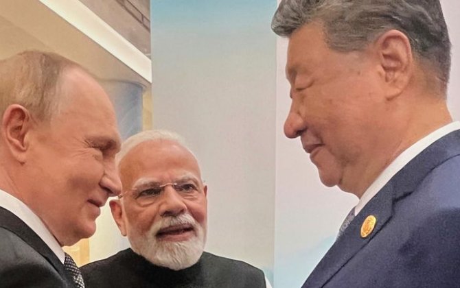 Putin Çin lideri qarşısında yazıq görkəm aldı...-Yeni dünya düzəni qururlar?..-
