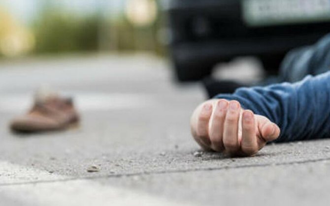 В Хачмазе автомобиль насмерть сбил пешехода и скрылся