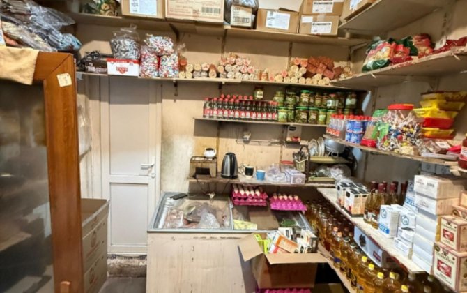 Bu market qanunsuz işləyirmiş - FOTOLAR