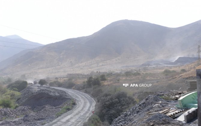 Horadiz-Ağbənd dəmir yolu ilə Araz İqtisadi Zonası Sənaye Parkına yüklərin daşınmasına başlanılıb - FOTO