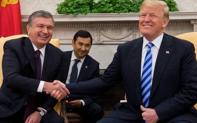 Мирзиеев позвонил Трампу 