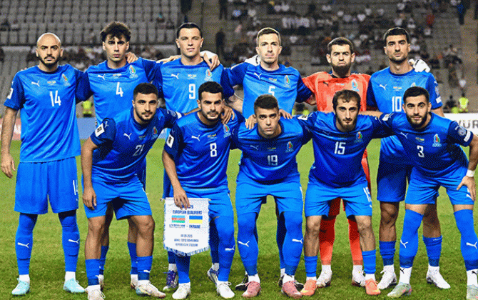 Millimizin futbolçuları heç-heçəyə görə mükafat aldılar