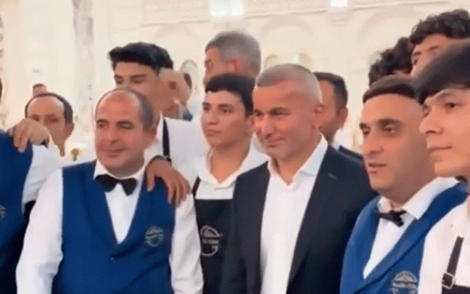Qurban Qurbanovun ofisiantlarla BU GÖRÜNTÜLƏRİ gündəm oldu - VİDEO