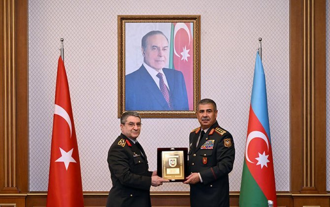 Закир Гасанов обсудил с главой Генштаба Турции развитие оборонного сотрудничества-ВИДЕО-ФОТО