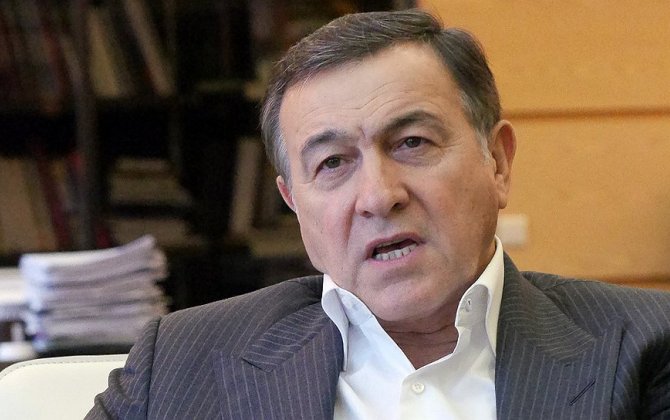 Ağalarovun restoranında toy edən məmur işdən çıxarıldı