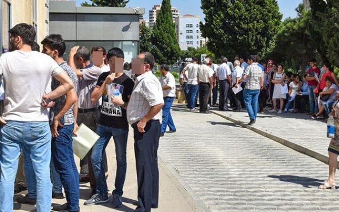 “Təhsil haqqı və kirayə qiymətlərinin getdikcə artması tələbə valideynlərini ağır yük altında qoyur...”