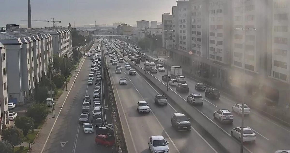 Bakıda sıxlıq olan küçələrin SİYAHISI