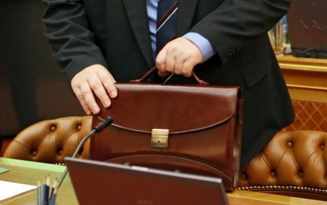 Bu televiziyanın direktoru vəzifəsindən ayrıldı