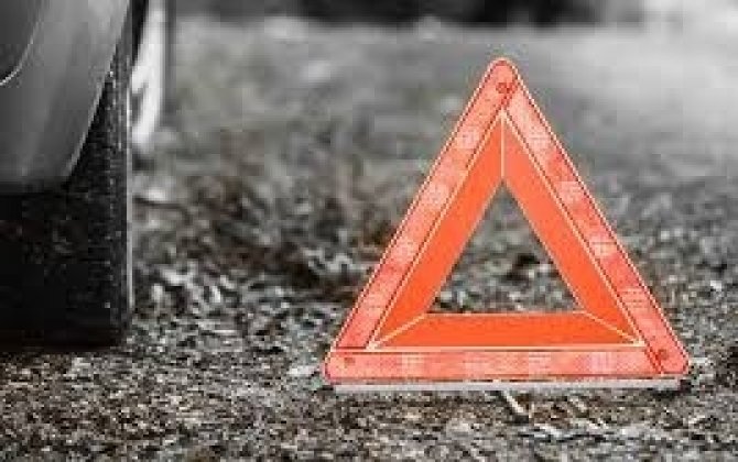 Gədəbəydə içində müəllimlərin olduğu mikroavtobus aşdı, xəsarət alanlar var