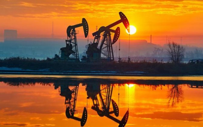 Цена на азербайджанскую нефть слегка выросла