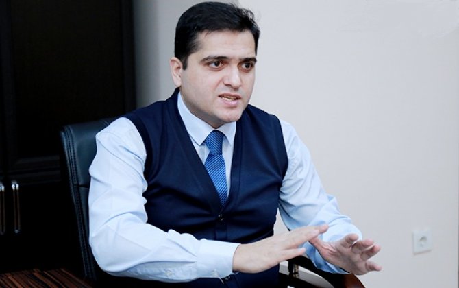 “Paşinyan öncə Moskvaya gedib Putinlə görüşdü ki...”