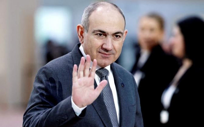 Paşinyan lap Brejnevsayağı dedi: 