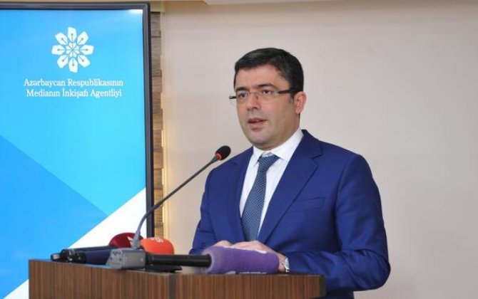 Əhməd İsmayılov: 
