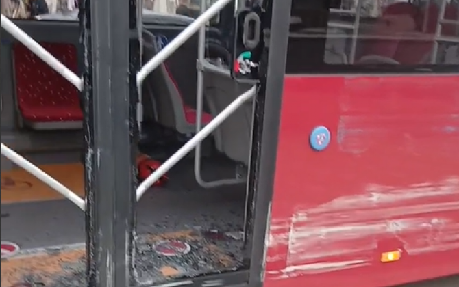 Gəncədə sərnişin avtobusu qəza törədib - FOTO - VİDEO