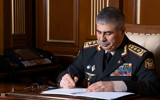 Azərbaycan müdafiə naziri Pakistan tərəfinə başsağlığı verib