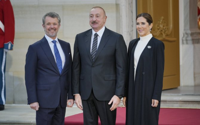 Azərbaycan Prezidenti İlham Əliyev Kopenhagendə ziyafətdə iştirak edib - FOTO