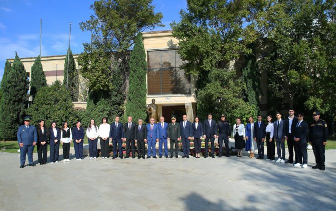 Binəqədidə təhsil konfransı keçirildi - FOTOLAR