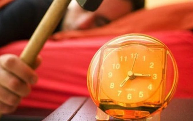 Hər səhər zəngli saatı yubadanlara xoş xəbər: Faydası böyük imiş