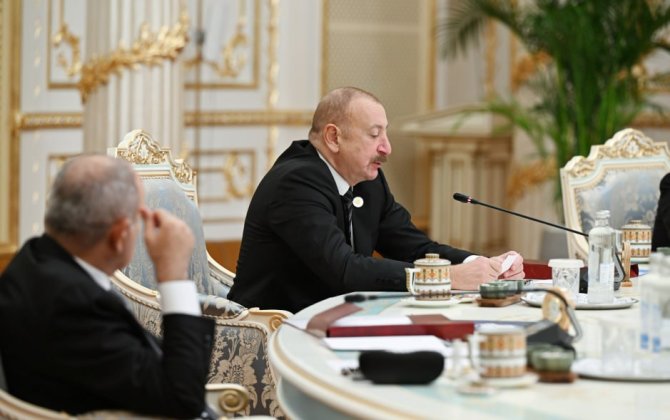 Алиев и Пашинян обсудили продвижение к миру на саммите СНГ