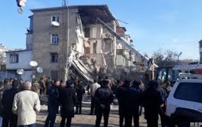 В Гяндже один из пострадавших при взрыве в жилом доме скончался в больнице