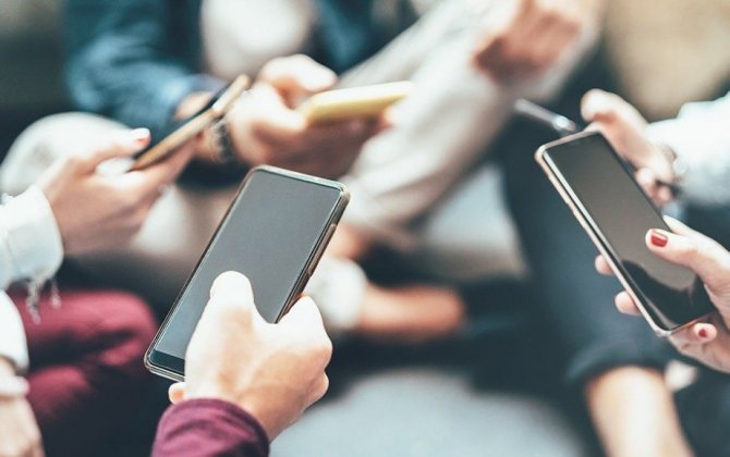 Bu ölkə mobil telefon danışıqlarına görə liderdir