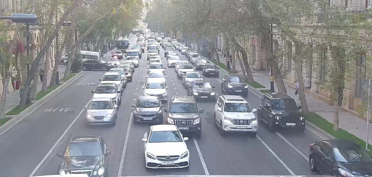 Bakının bu küçələrində sıxlıq var - SİYAHI