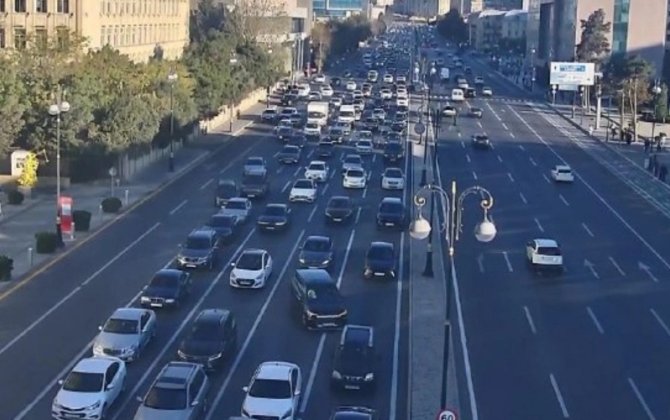 Bakıda 15 istiqamətdə tıxac var - SİYAHI