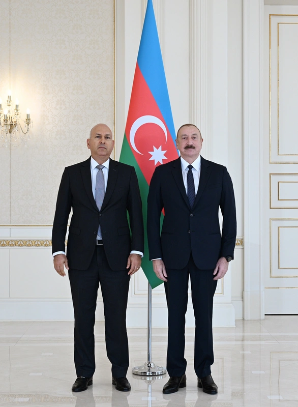 İlham Əliyev Misirin yeni səfirinin etimadnaməsini qəbul etdi - FOTO