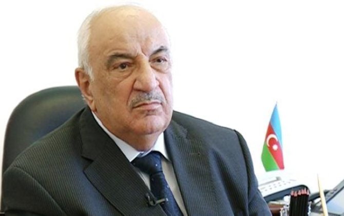 Abid Şərifov insult keçirdi