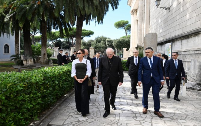 Mehriban Əliyeva Vatikanda Müqəddəs Pavel Bazilikasında həyata keçirilən bərpa işləri ilə tanış olub - FOTO