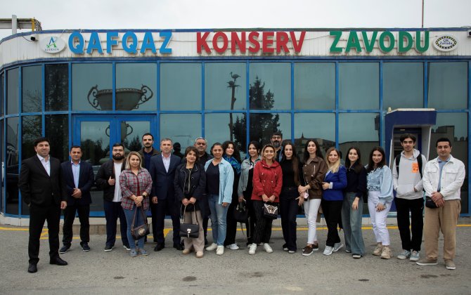 Jurnalistlər “Coolmix”, “Qaf” markalarının istehsal prosesi ilə tanış olublar