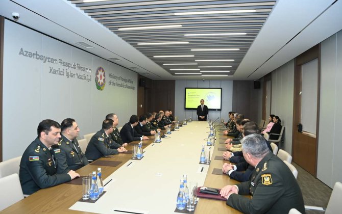 Ayxan Hacızadə Azərbaycanın xarici siyasət prioritetləri mövzusunda çıxış edib - FOTO