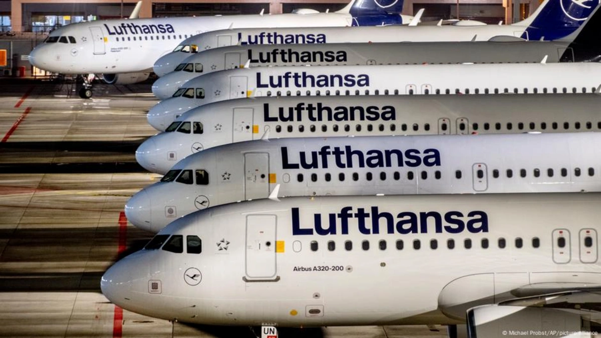 Lufthansa планирует снять почти сто маршрутов в Германии из-за налогов