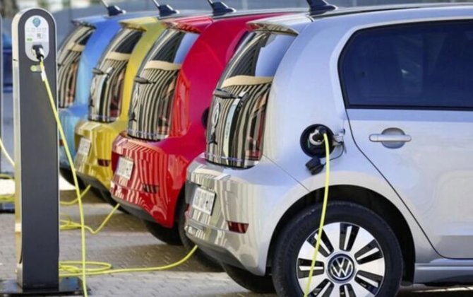 Elektromobil idxalında kəskin azalma - Səbəb nədir?