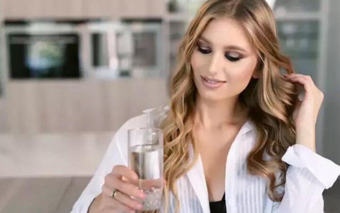 Saç tökülməsinin gözlənilməz səbəbi: Qidalanma və vitamin çatışmazlığı