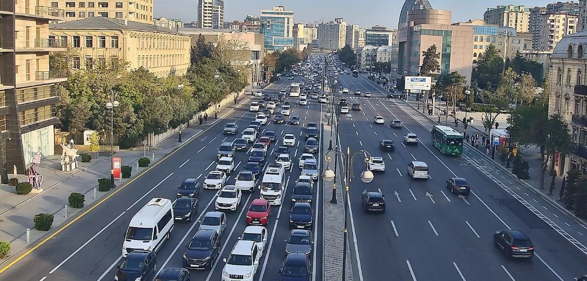 Bakının bu küçələrində sıxlıq var - SİYAHI
