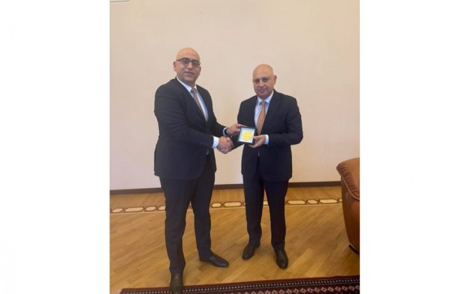 Fələstinin Azərbaycandakı səfiri Samir Şərifovla görüşüb