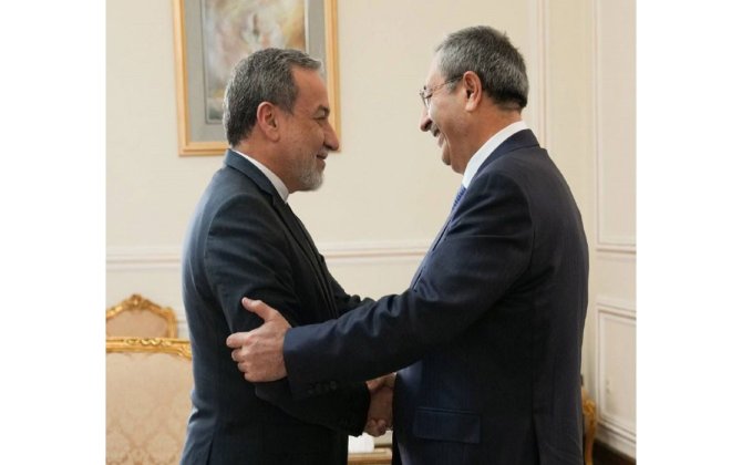 Xələf Xələfov Tehranda Abbas Araqçi ilə görüşüb
