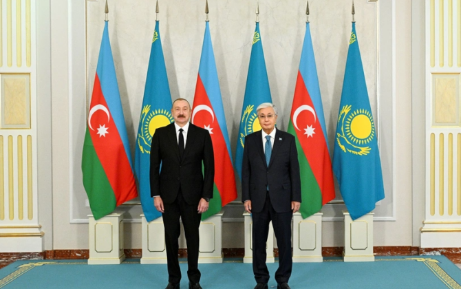 İlham Əliyev Qazaxıstan Prezidentini Azərbaycana səfərə dəvət edib