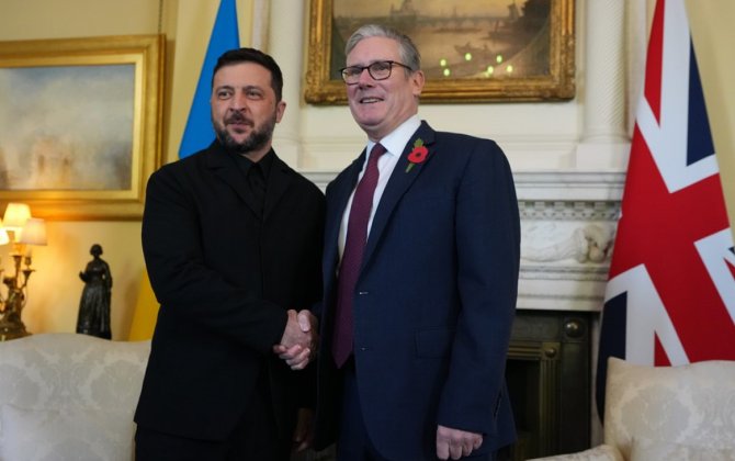 Ukrayna və Britaniya liderləri görüşüb