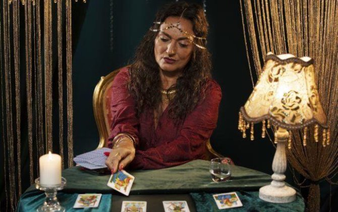 25 oktyabr üçün Tarot bürclər proqnozu - tale sənə irəliləmək siqnalı verir