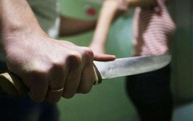 Mingəçevirdə 35 yaşlı qadını əri bıçaqladı