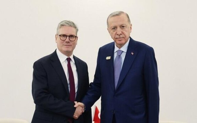 Ərdoğan Starmerlə müzakirə etdi, Merzlə də danışacaq