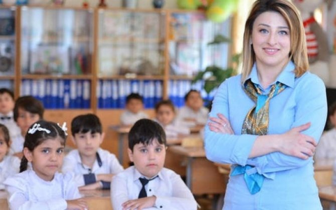 Müəllimin 8 saatlıq iş rejimi bizə nə vəd edər? - AÇIQLAMA