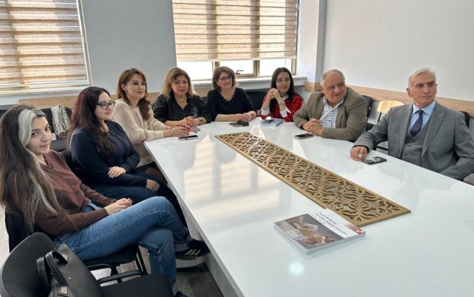 Elmi seminar: Jurnalistikaya inamın bərpası şəffaflıq, etika və rəqəmsal normalara uyğunlaşmadan keçir - FOTOLAR
